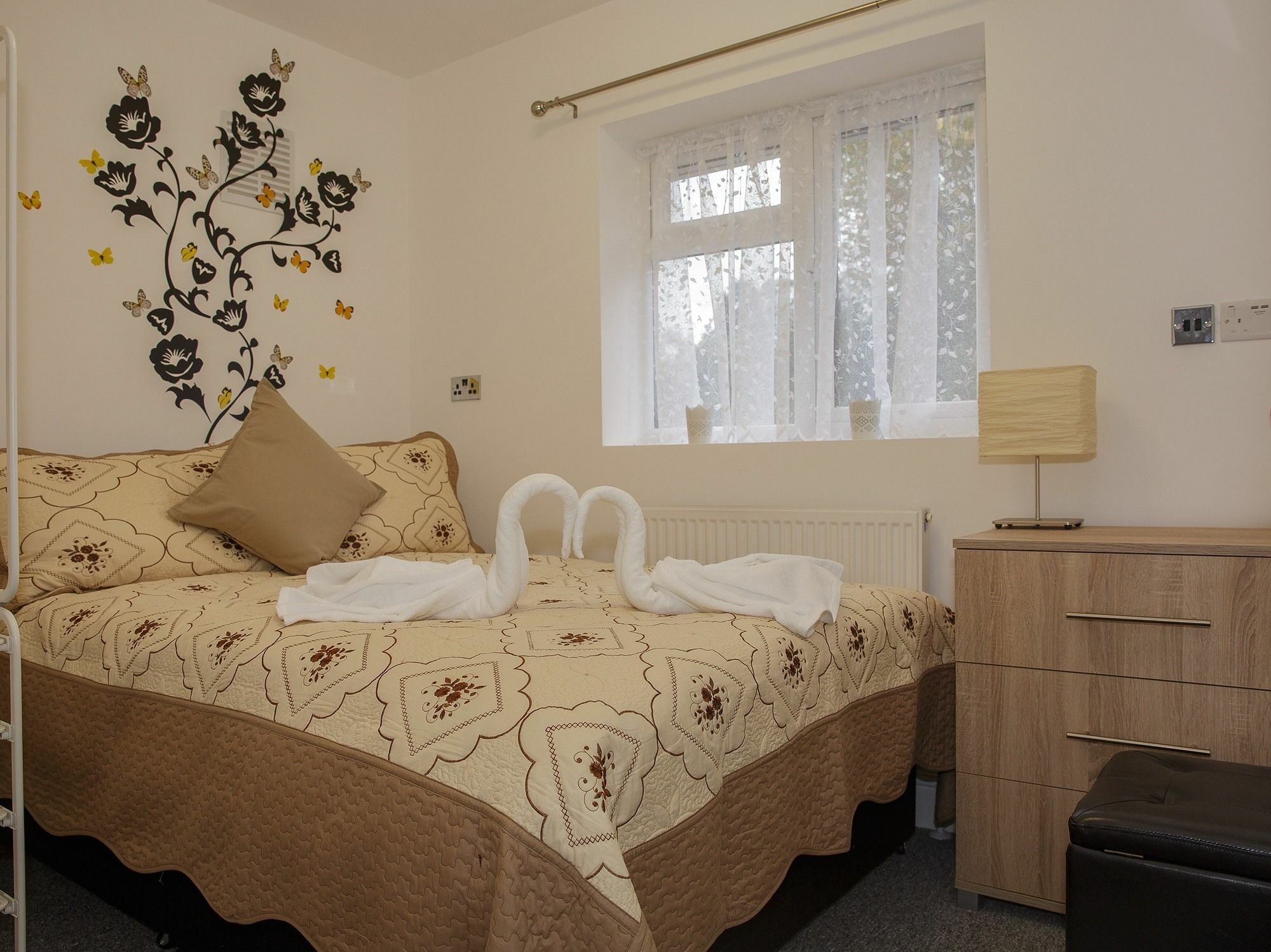 Gooseacre Rooms ฮาร์โรว์ ภายนอก รูปภาพ