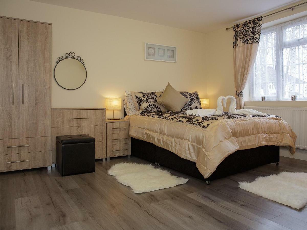 Gooseacre Rooms ฮาร์โรว์ ภายนอก รูปภาพ