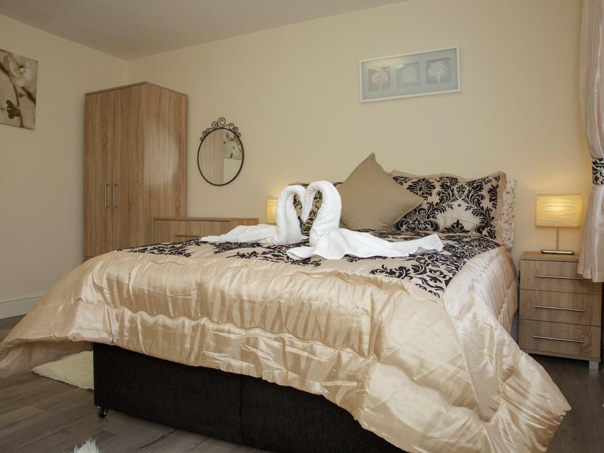Gooseacre Rooms ฮาร์โรว์ ภายนอก รูปภาพ